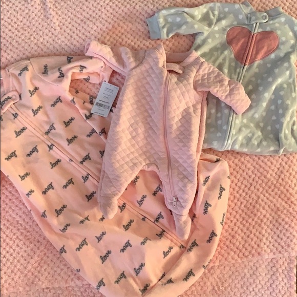 Newborn sleepers and sleep growns - Picture 1 of 4